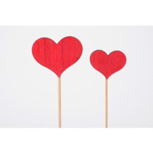 Coeur en bois sur tige 24 pièces